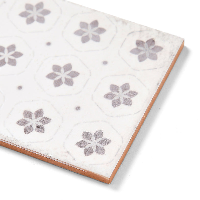 Harmony Fog Decor - Patterned White Wall Tiles for Bathrooms & Kitchen Splashbacks - 10 x 20 cm, Gloss Ceramic