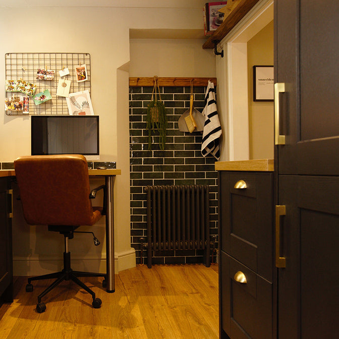 Real Homes - Sarah Beeny’s Renovate Don’t Relocate