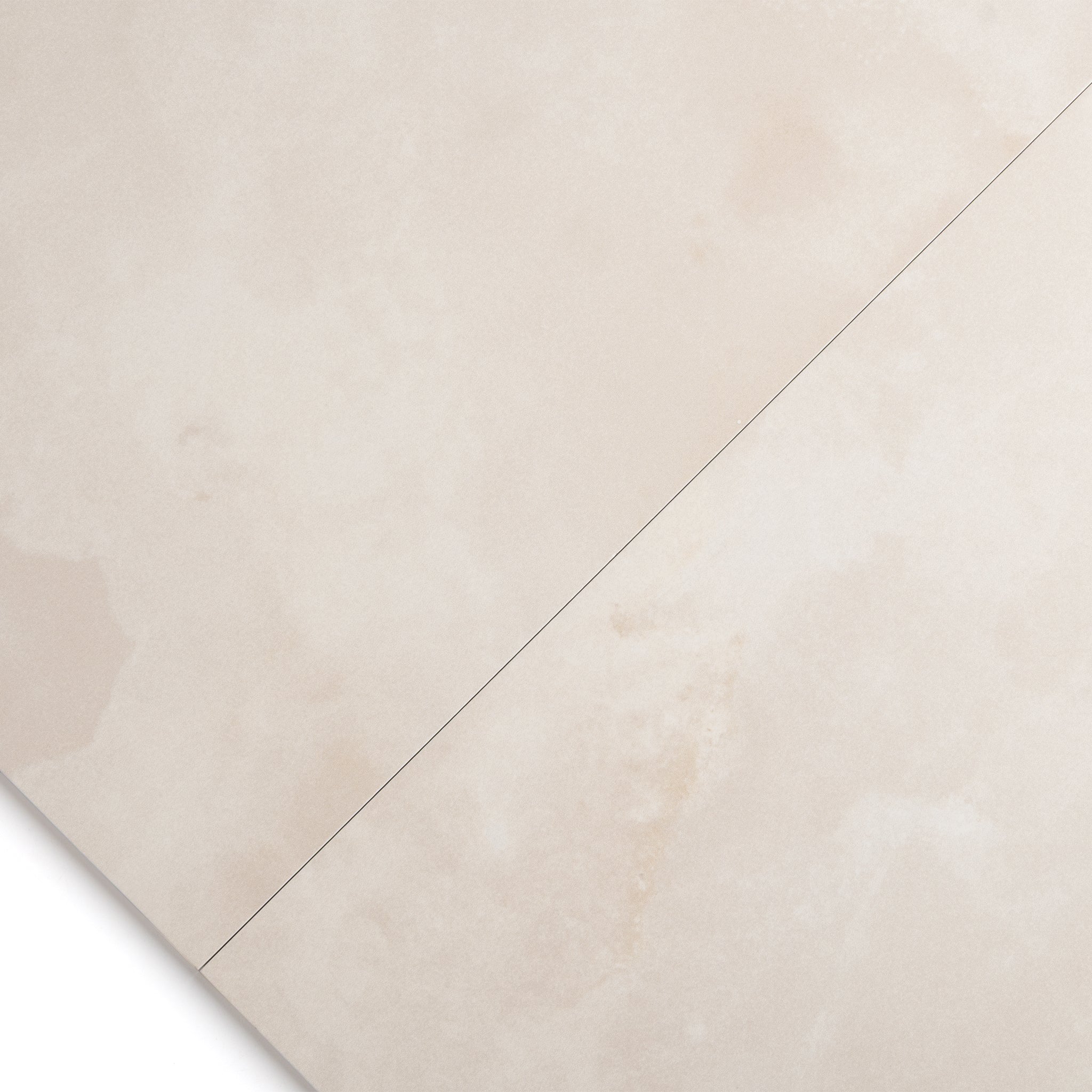 Aura Ivory Gloss Tile