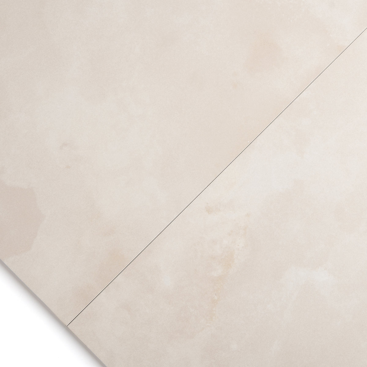 Aura Ivory Gloss Tile