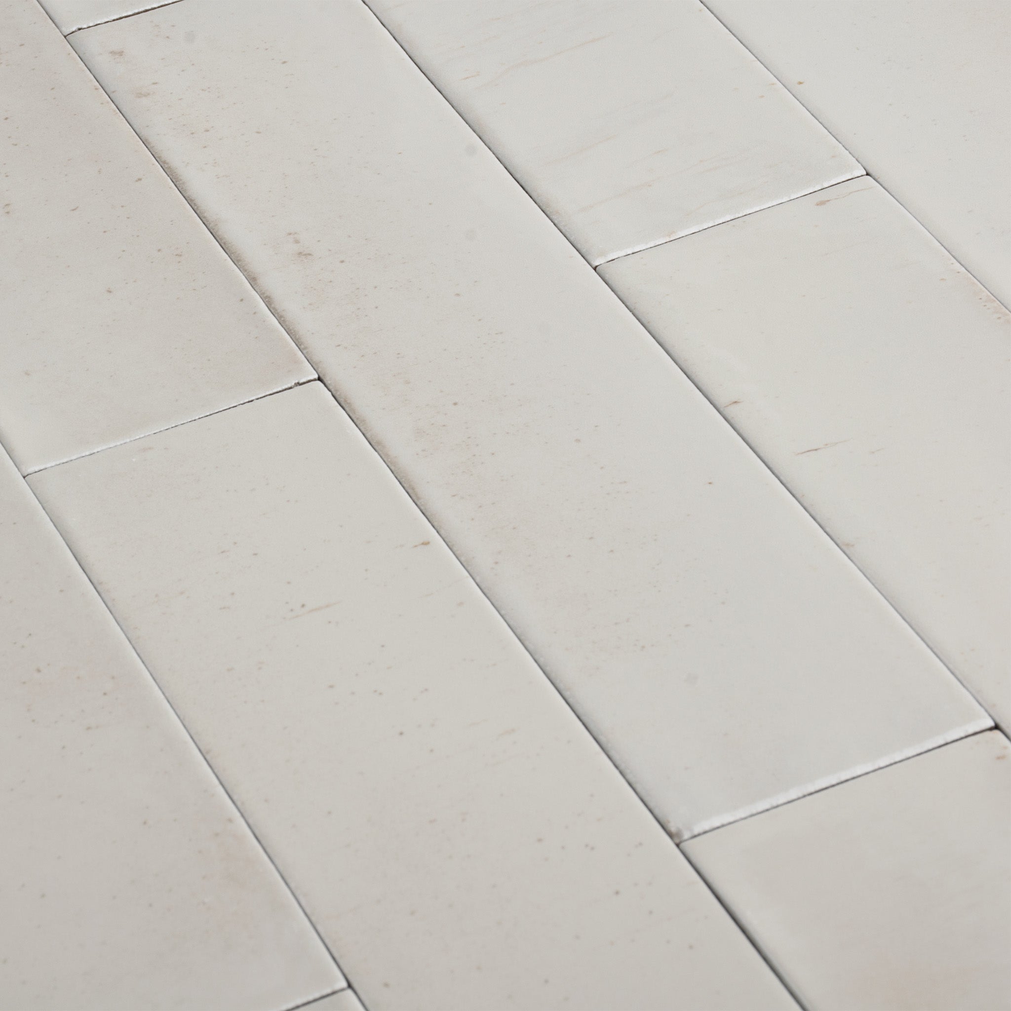 Dwell Pearl Tile