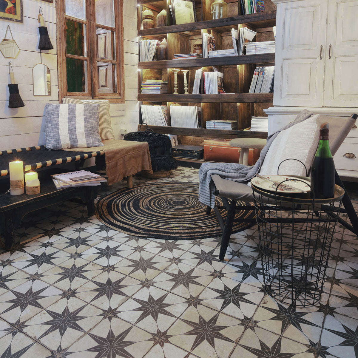 Heritage Star Patterned Tile