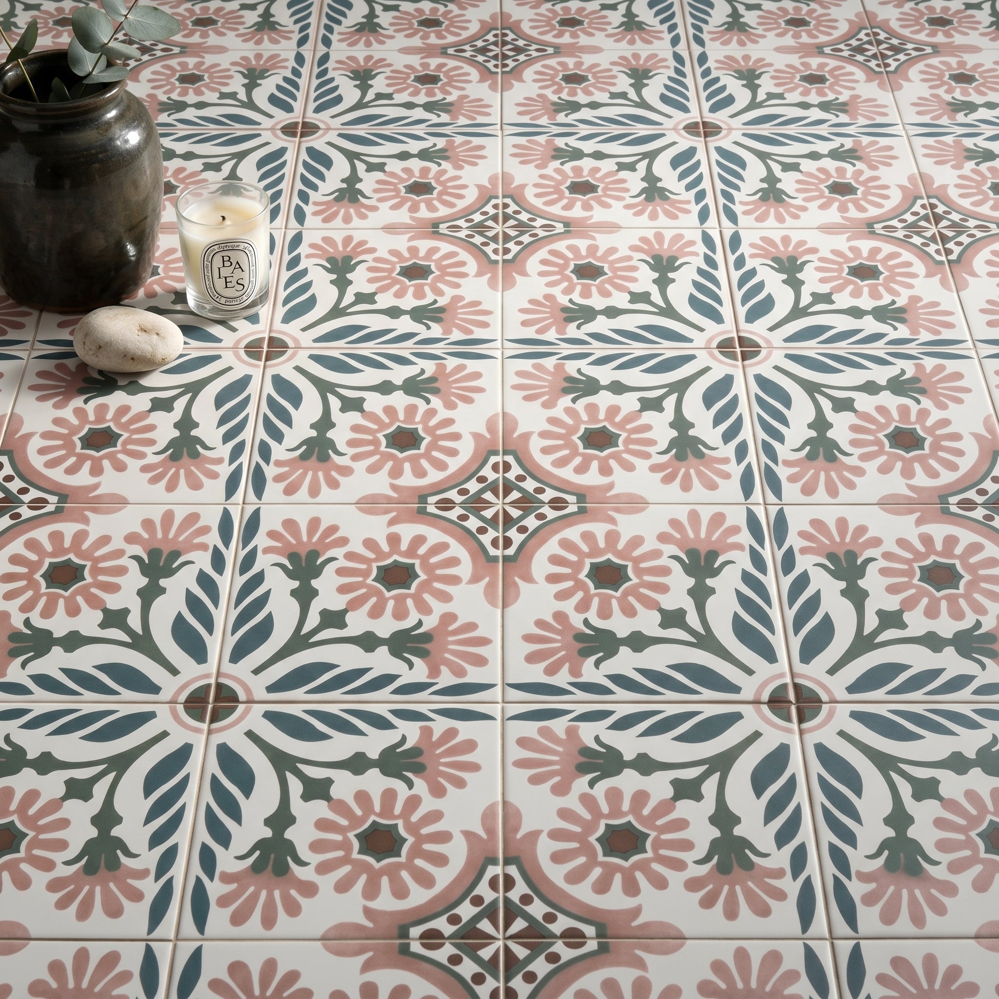 Carnaby Pink Patterned Tile