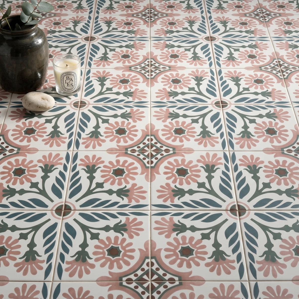 Carnaby Pink Patterned Tile
