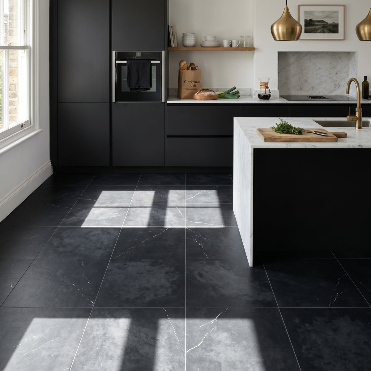 Chelsea Nero Tile