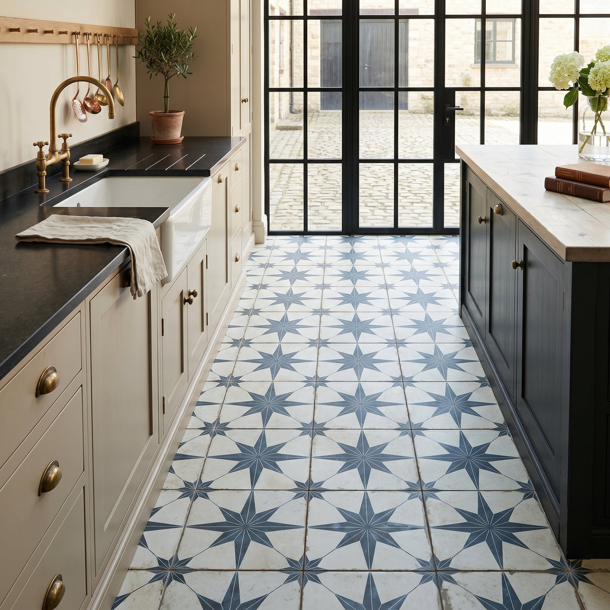 Heritage Star Blue Patterned Tile