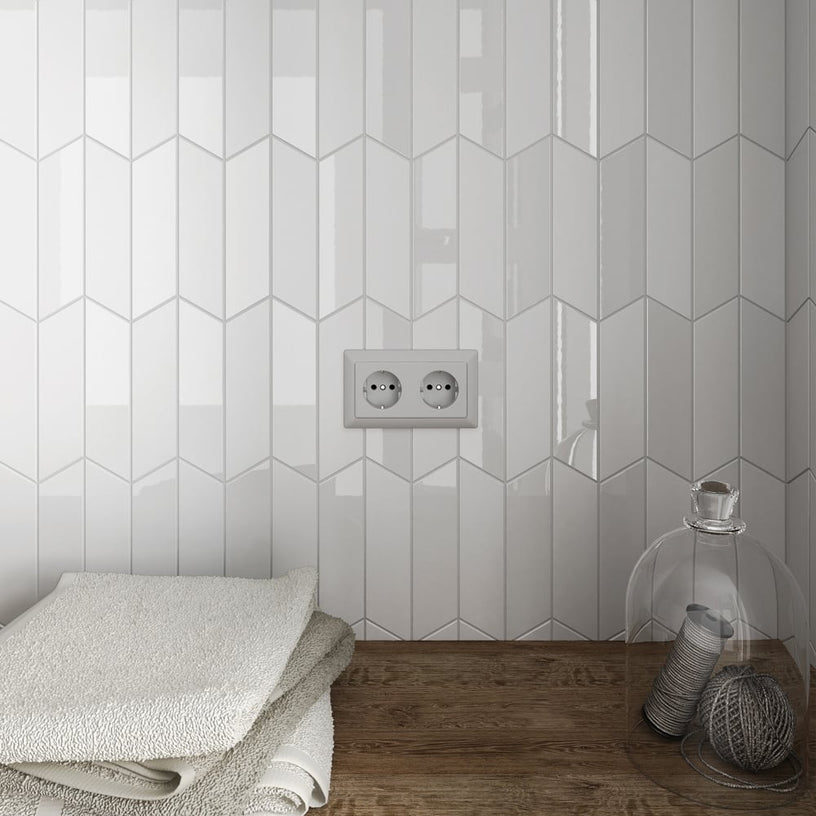 Arrows Gloss White - Chevron Wall Tiles for Kitchen Splashblacks & Bathrooms - Ceramic