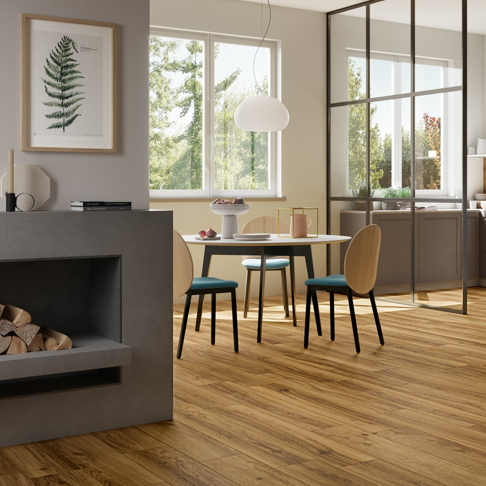 Essence Honey - Modern Oak Wood Effect Floor Tiles - 20 x 120 cm for Bathrooms, Kitchens & Hallways, Porcelain Plank Tiles